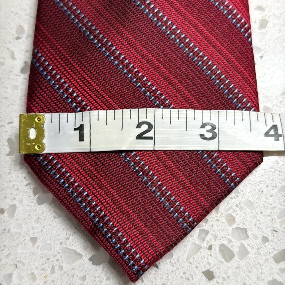 Enro Platinum Red/Blue striped silk tie Men’s length 62.5” ombré‎ stripe